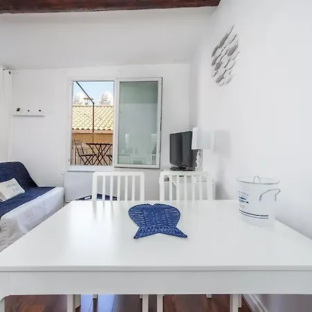 Au Coeur Du Panier Avec Terrasse 2 A 4 Personnes Climatisation *