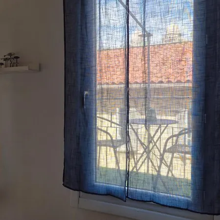 Apartament Au Coeur Du Panier Avec Terrasse 2 A 4 Personnes Climatisation Marsylia