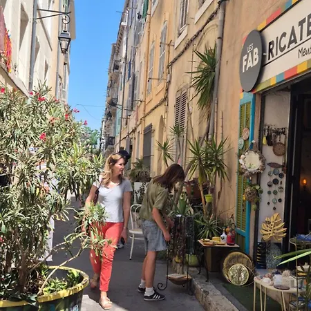Au Coeur Du Panier Avec Terrasse 2 A 4 Personnes Climatisation Apartament Marsylia